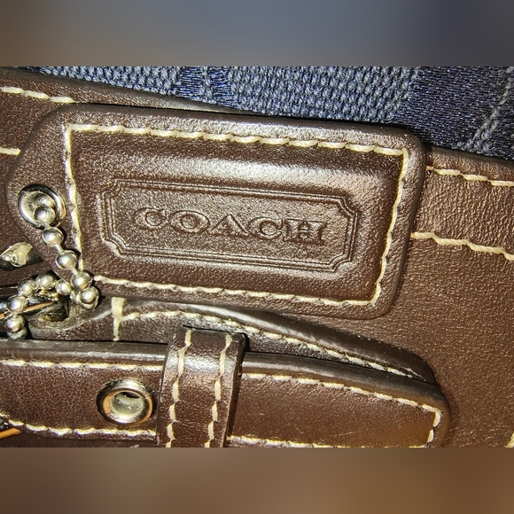 Coach Leatherware 1941 Navy Blue Shoulder Bag - Picture 7 of 10